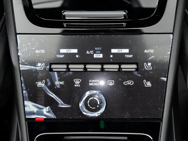 Certified 2026 Porsche Cayenne AWD/4WD image 17