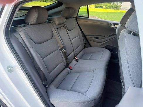 Used 2022 Hyundai Ioniq SEL FWD image 26