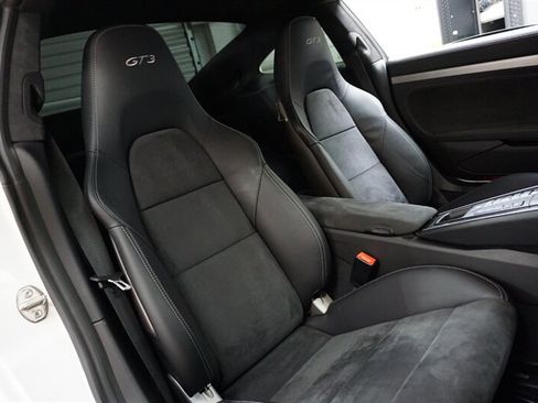 Used 2015 Porsche 911 GT3 RWD image 21