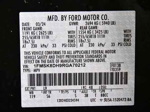 Used 2024 Ford Explorer XLT w/ Equipment Group 202A AWD/4WD image 15