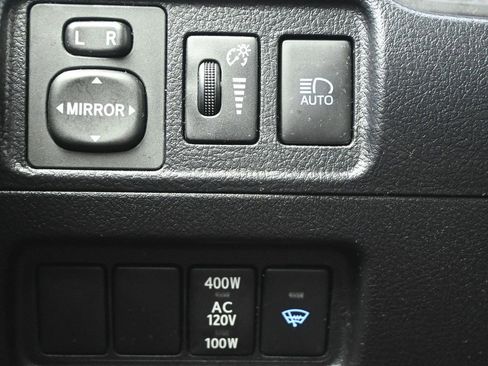 Used 2022 Toyota 4Runner SR5 image 14