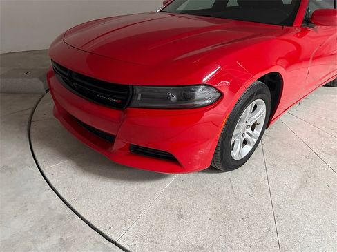 Used 2022 Dodge Charger SXT image 32