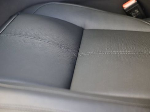 New 2026 Land Rover Range Rover Velar Dynamic SE image 27