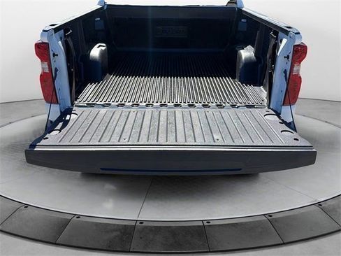 Used 2025 Chevrolet Silverado 1500 LT image 21