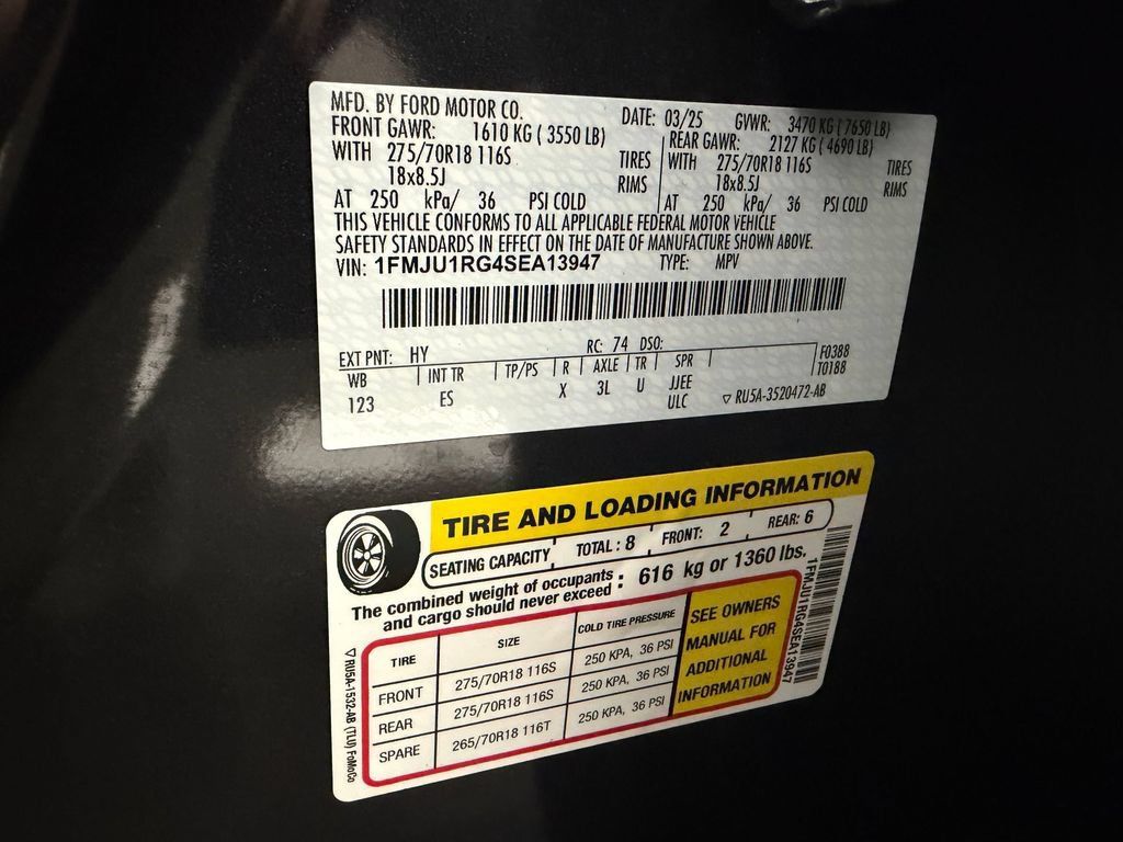 Used 2025 Ford Expedition Tremor AWD/4WD image 27