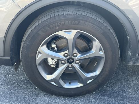 Used 2025 Ford Escape ST-Line image 11