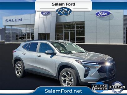 Used 2025 Chevrolet Trax LT w/ Driver Confidence Package