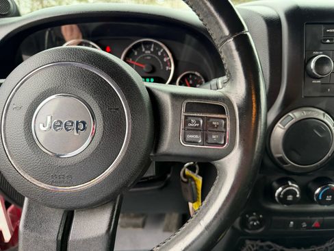 Used 2011 Jeep Wrangler Sport image 14