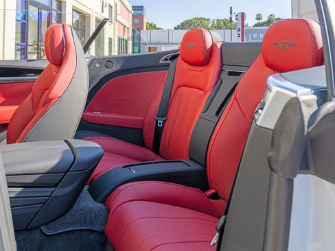 New 2024 Bentley Continental GT image 9