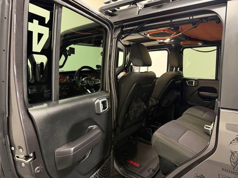 Used 2021 Jeep Gladiator Mojave w/ Trailer Tow Package image 10
