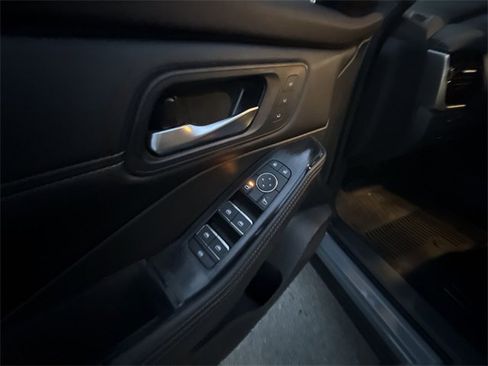 Certified 2023 Nissan Rogue SL image 13