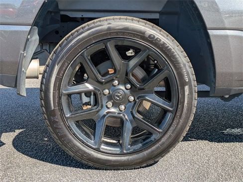 Used 2023 RAM 1500 Laramie image 11