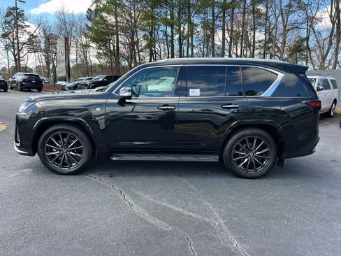 Used 2026 Lexus LX 600 F Sport AWD/4WD image 9