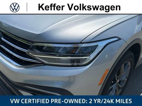 Certified 2023 Volkswagen Tiguan SE FWD image 11