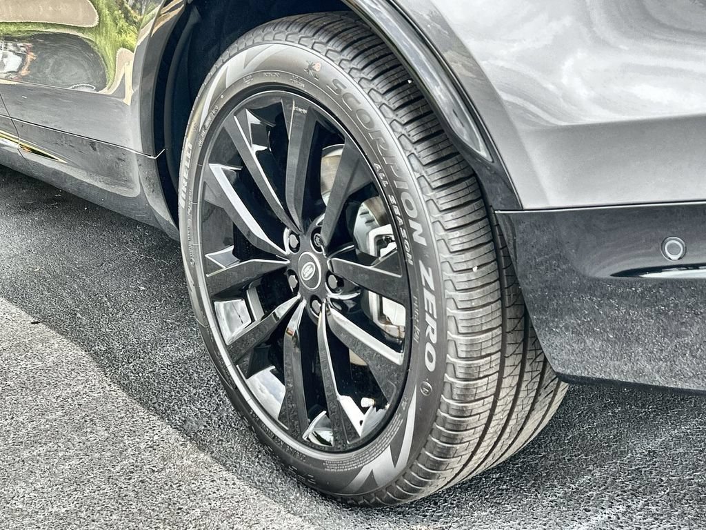 New 2026 Land Rover Discovery Dynamic SE AWD/4WD image 11