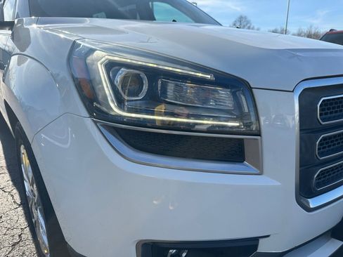 Used 2017 GMC Acadia Limited SLT image 24