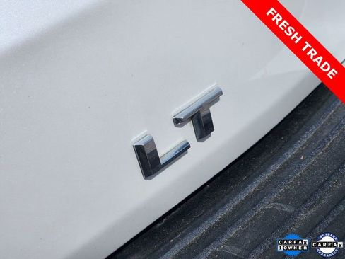 Used 2023 Chevrolet Suburban LT image 12