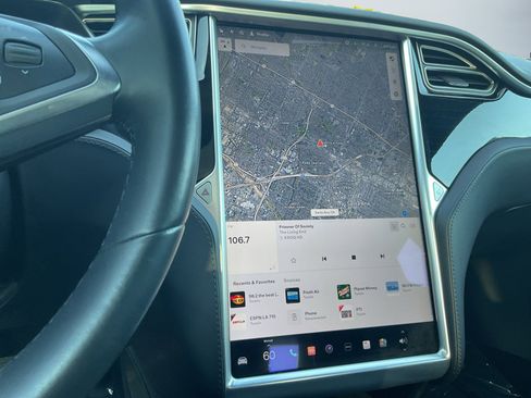 Used 2016 Tesla Model S 75 image 14