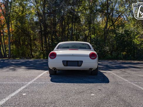 Used 2002 Ford Thunderbird image 21