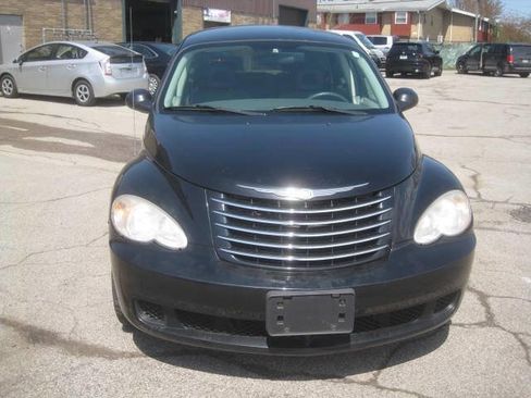 Used 2007 Chrysler PT Cruiser Touring w/ Fleet Value Group I image 2