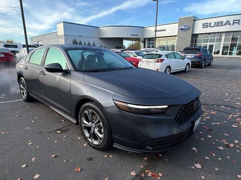 Used 2023 Honda Accord EX image 2