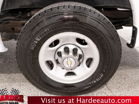 Used 2024 Chevrolet Express 2500 w/ Driver Convenience Package RWD image 10