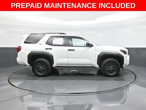 Certified 2025 Toyota 4Runner SR5 AWD/4WD image 8