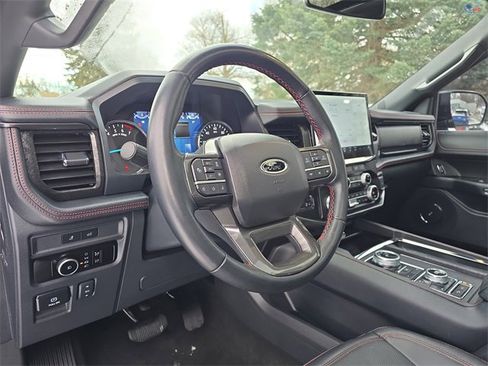 Used 2023 Ford Expedition Max Limited image 12
