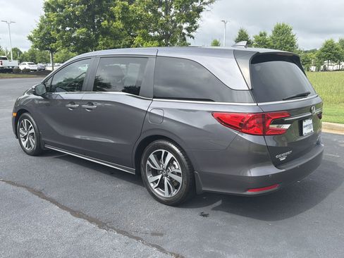 Used 2023 Honda Odyssey Touring image 8