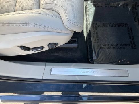 Used 2023 Volvo XC90 T8 Ultimate w/ Lounge Package AWD/4WD image 76