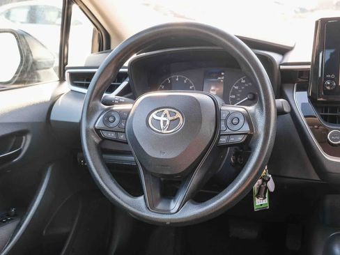 Used 2023 Toyota Corolla LE FWD image 17