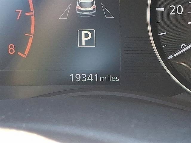 Certified 2023 Nissan Kicks SR FWD image 21