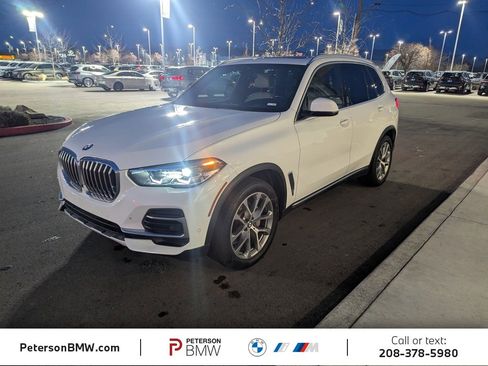 Used 2022 BMW X5 xDrive40i w/ Luxury Seating Package image 1