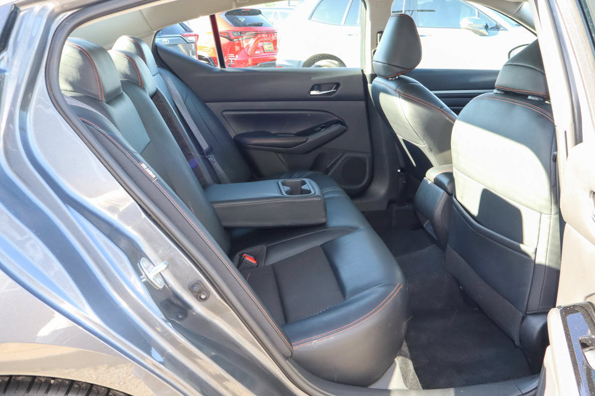Used 2024 Nissan Altima 2.5 SR FWD image 21