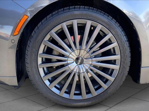 Used 2018 Lincoln MKZ Reserve w/ Technology Package image 11