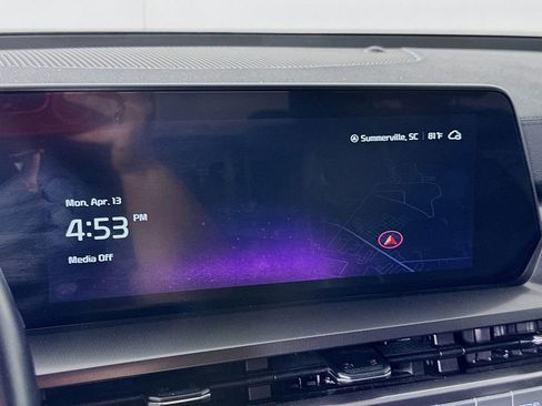 Used 2025 Kia Telluride S image 25