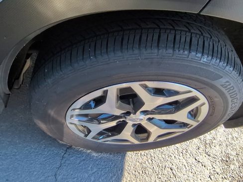 Used 2023 Subaru Forester Premium image 11