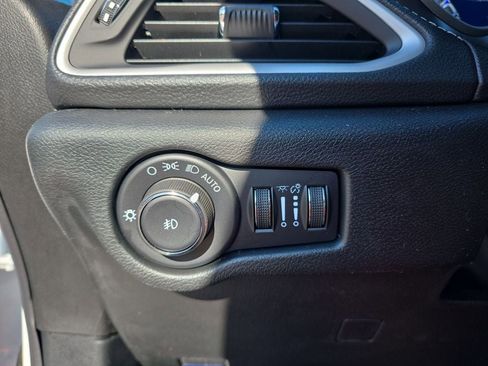 New 2026 Chrysler Pacifica Select image 27