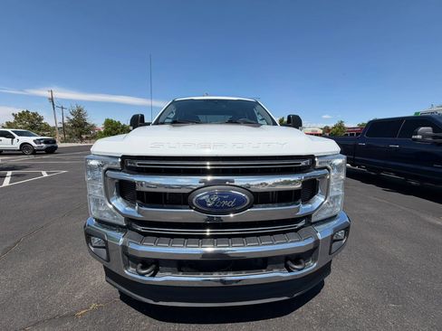 Used 2021 Ford F350 XLT w/ XLT Value Package AWD/4WD image 3