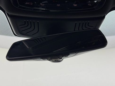 Used 2020 BMW 750i xDrive 750i xDrive w/ Executive Package image 37