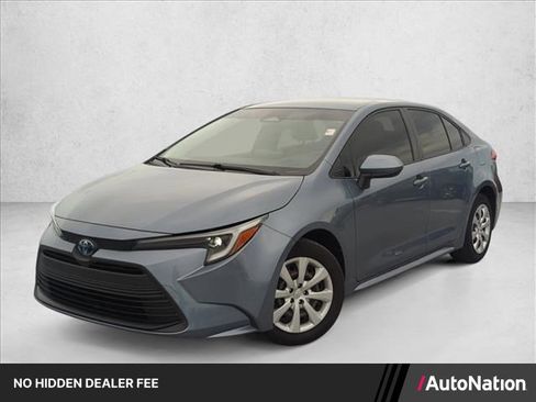Certified 2024 Toyota Corolla LE FWD image 1