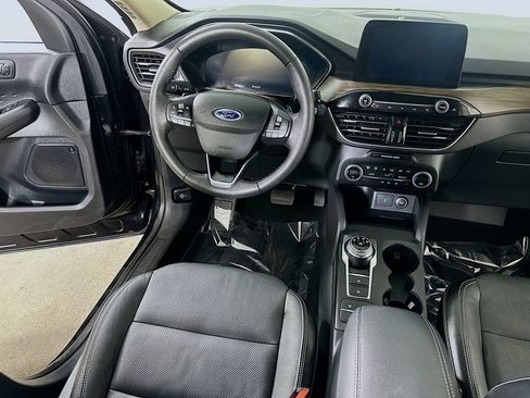 Used 2020 Ford Escape Titanium AWD/4WD image 17