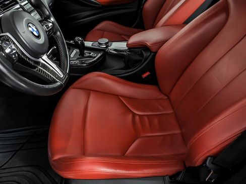 Used 2018 BMW M3 RWD image 20