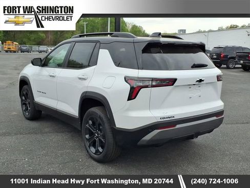 New 2026 Chevrolet Equinox LT w/ Midnight Edition FWD image 3