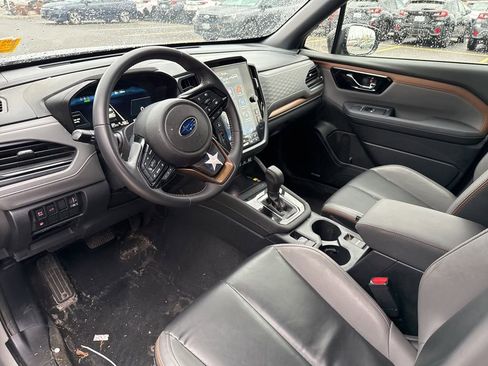 Used 2025 Subaru Forester Sport image 8