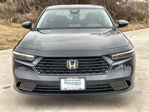 Certified 2025 Honda Accord SE image 7