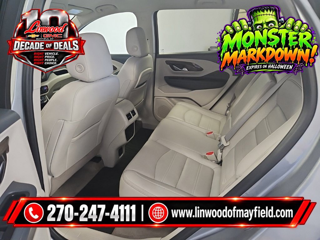 Used 2023 GMC Terrain Denali AWD/4WD image 12