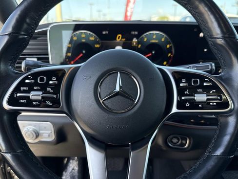 Used 2023 Mercedes-Benz GLS 450 4MATIC image 33