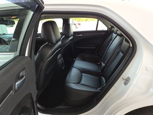 Used 2021 Chrysler 300 Touring L image 16