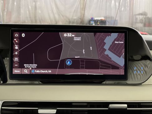 Used 2024 Hyundai Palisade Calligraphy image 20